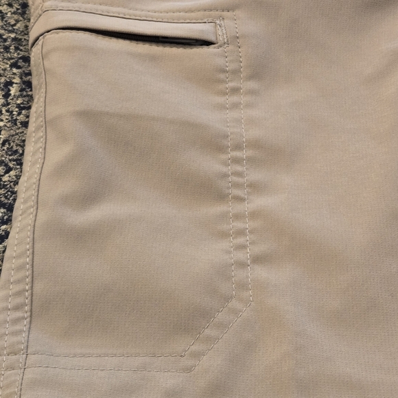 Chaps Golf 78 Men's 30 Tan Beige 9" Cargo Shorts 6 Pocket Stretch Flat Front - Picture 6 of 16